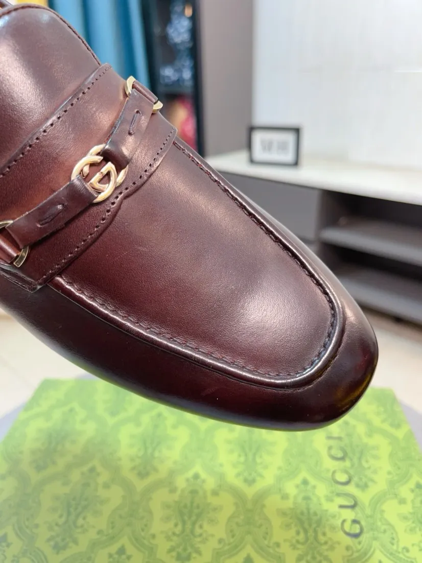 Men's shoes 💰500🌹🌹【GUCCI】The most popular classic Gucci leather shoes. Synchronized with the official website, the upper is made of Italian first-layer cowhide ➕cowhide lining, with unique brand and unique craftsmanship. Highlighting the hot style of the new year. Stop hesitating, stop wandering, get it now. Number: 38--44